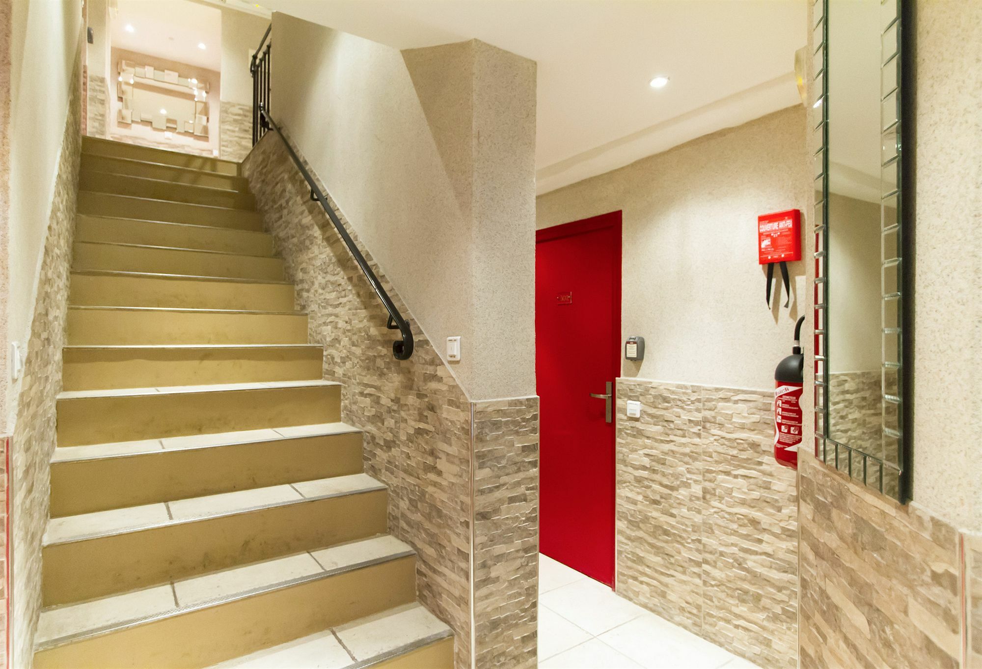 Florella Jean De Riouffe Apartment Канни Екстер'єр фото