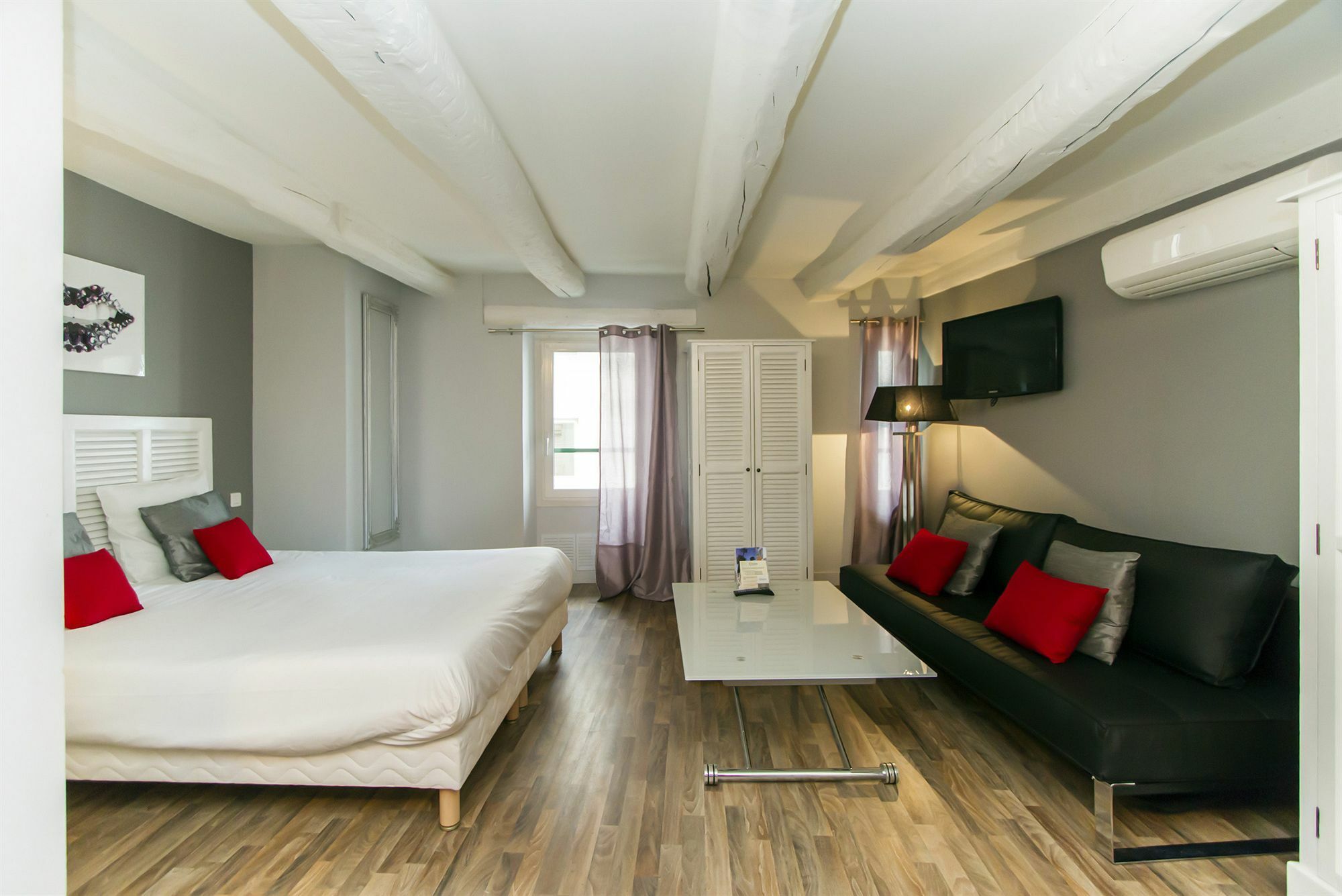 Florella Jean De Riouffe Apartment Канни Екстер'єр фото