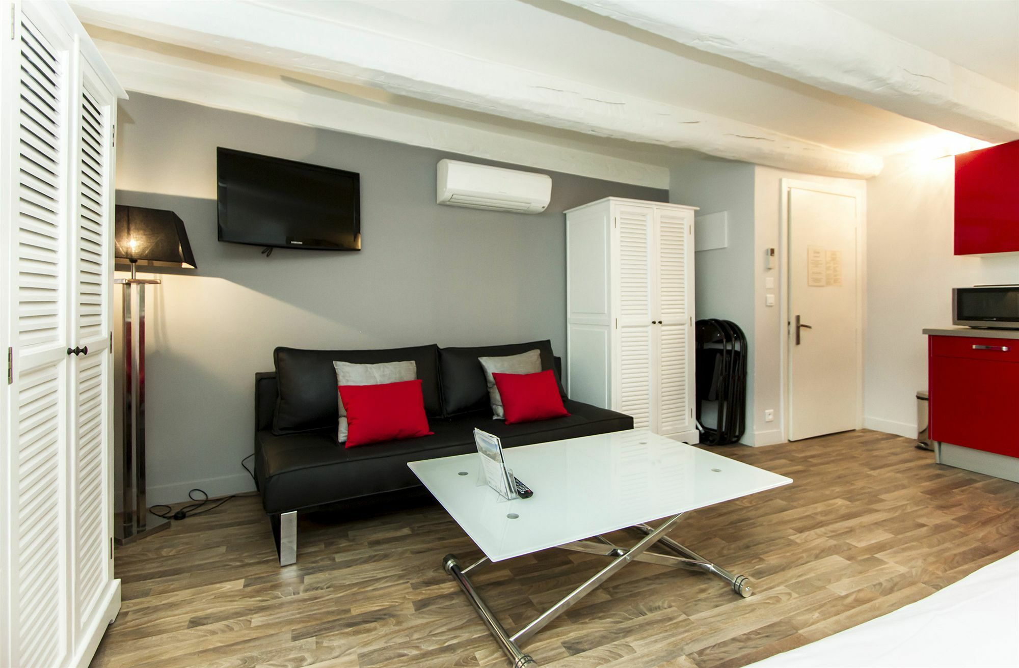 Florella Jean De Riouffe Apartment Канни Екстер'єр фото